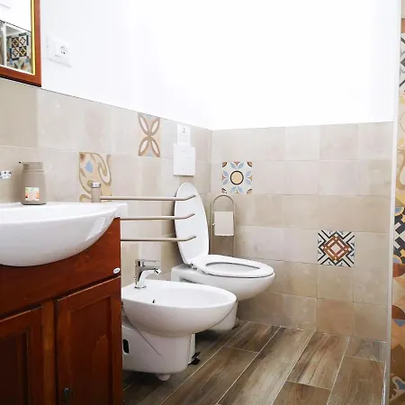 Corte Pietrantica - Charming & 4* Giovinazzo