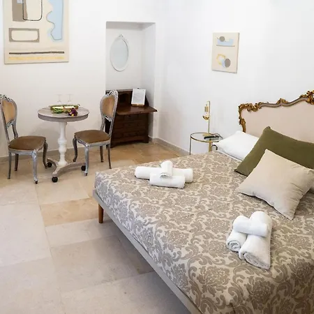 Gasthuis Corte Pietrantica - Charming & Giovinazzo